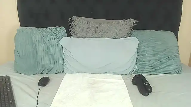 BootyClitQueen online show from 23, 9, 2025