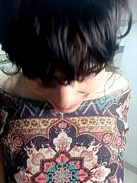 Snapshot of Ali3Martin chatting on 5, 3, 2025 Ali3Martin online show from 5, 3, 2025