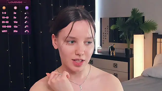 Snapshot of EdinaCordner chatting on 9, 3, 2025 EdinaCordner online show from 9, 3, 2025