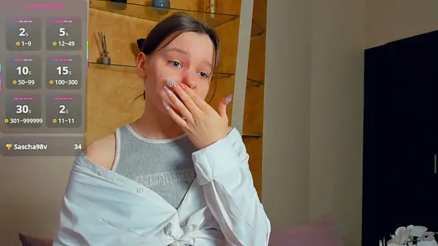 Snapshot of EdinaCordner chatting on 12, 9, 2025 EdinaCordner online show from 12, 9, 2025