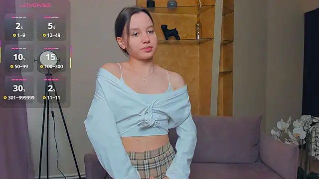 Snapshot of EdinaCordner chatting on 21, 9, 2025 EdinaCordner online show from 21, 9, 2025