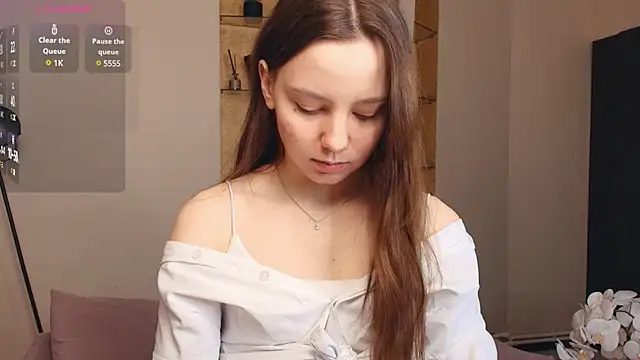 Snapshot of EdinaCordner chatting on 27, 11, 2025 EdinaCordner online show from 27, 11, 2025