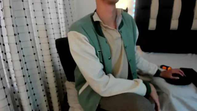 loverisu-coral online show from 21, 12, 2025