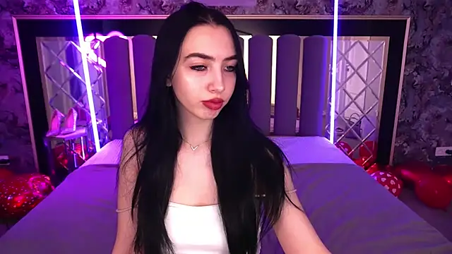 WildKittenX  online show from 13, 2, 2026