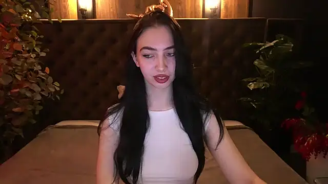 WildKittenX  online show from 3, 5, 2026