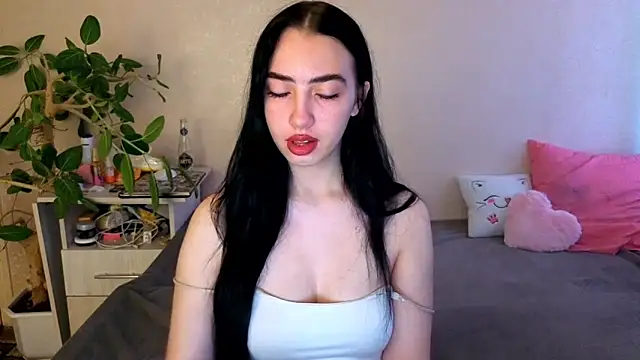 WildKittenX  online show from 20, 6, 2026