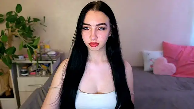 WildKittenX  online show from 24, 6, 2026