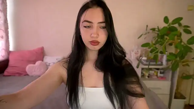 WildKittenX  online show from 19, 7, 2026