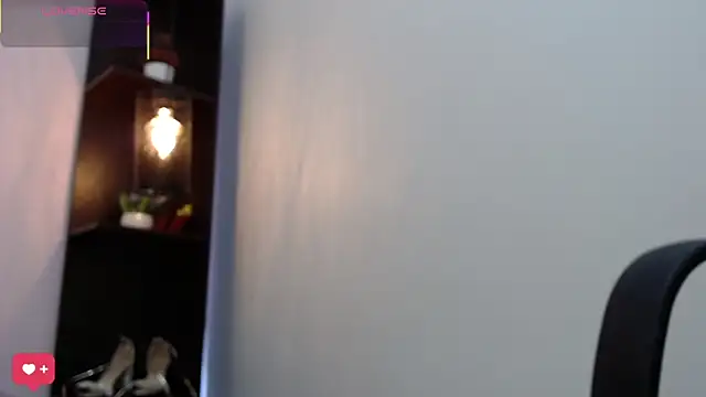 Bonniie 22 online show from 5, 3, 2025