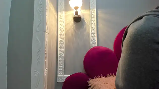 Bonniie 22 online show from 9, 3, 2026