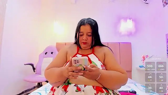 LunaaSweett online show from 5, 12, 2025