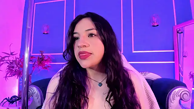 TaraTaylorr online show from 14, 12, 2025