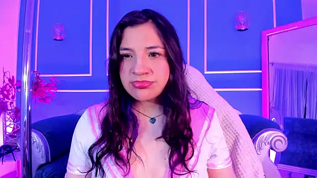 TaraTaylorr online show from 15, 12, 2025