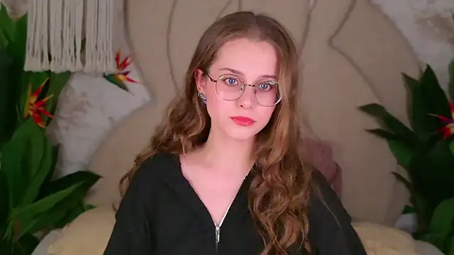 Snapshot of RileyMimicho chatting on 20, 10, 2025 RileyMimicho online show from 20, 10, 2025