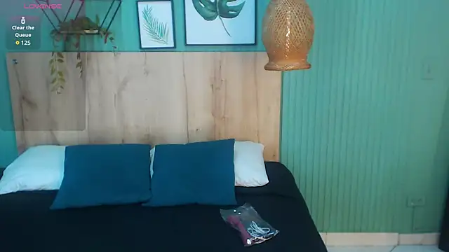 yessila parker online show from 27, 9, 2025