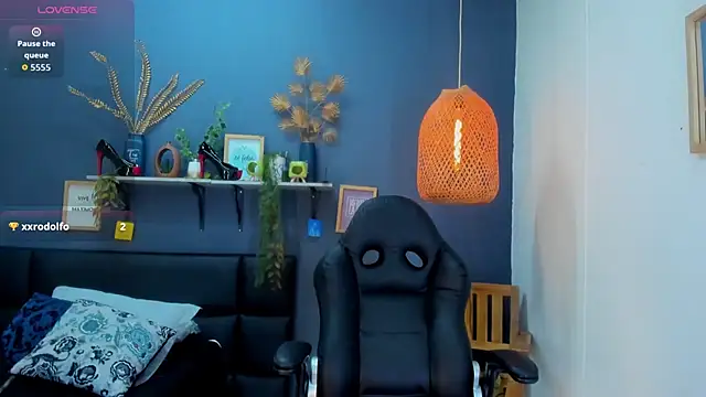 yessila parker online show from 27, 2, 2026