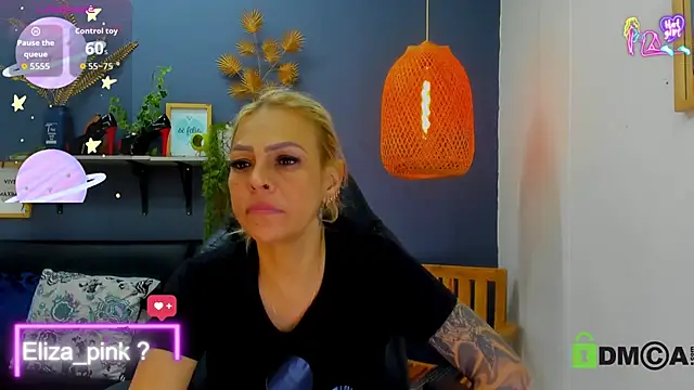 Snapshot of yessila_parker chatting on 19, 5, 2026 yessila parker online show from 19, 5, 2026