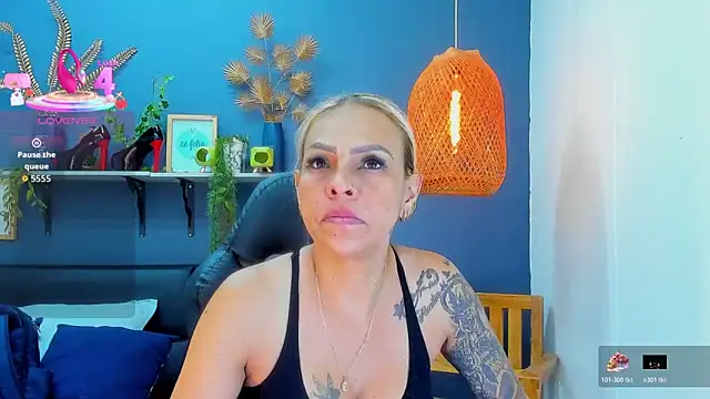 Snapshot of yessila_parker chatting on 29, 5, 2026 yessila parker online show from 29, 5, 2026