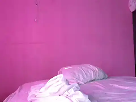 Ladyzee25 online show from 18, 4, 2026
