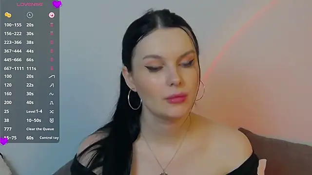 Miss Vic online show from 4, 3, 2025