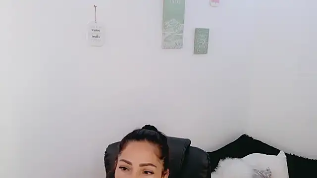 Snapshot of luna_lgomez_ chatting on 31, 3, 2026 luna lgomez online show from 31, 3, 2026