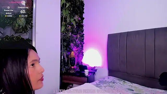 Fernanda liie  online show from 13, 2, 2026