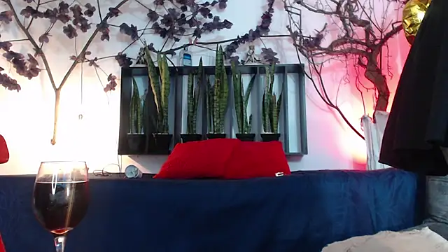 Sara Valkyri online show from 20, 10, 2025