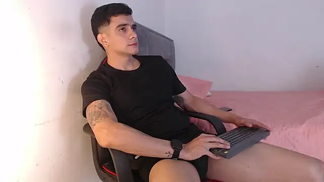 adam levis17 online show from 27, 4, 2026