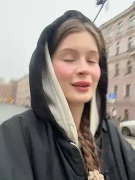 Snapshot of melicious_ chatting on 6, 3, 2025 melicious online show from 6, 3, 2025