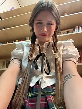 Snapshot of melicious_ chatting on 1, 12, 2025 melicious online show from 1, 12, 2025