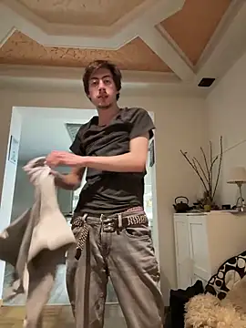 xy monkeyBigCock online show from 16, 4, 2026