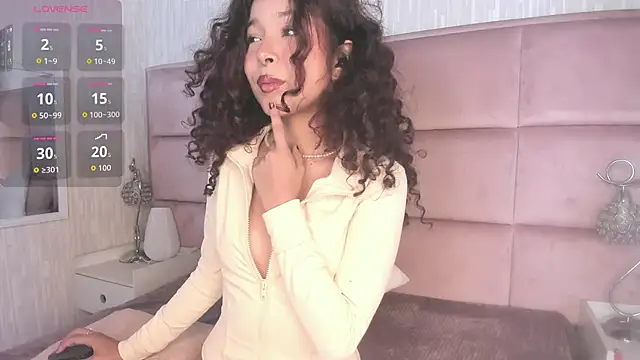 Marianna Ray  online show from 30, 9, 2025