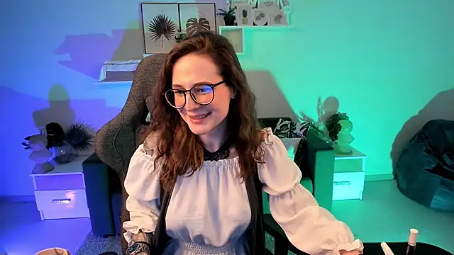 Snapshot of OliviaMcClean chatting on 20, 3, 2025 OliviaMcClean online show from 20, 3, 2025