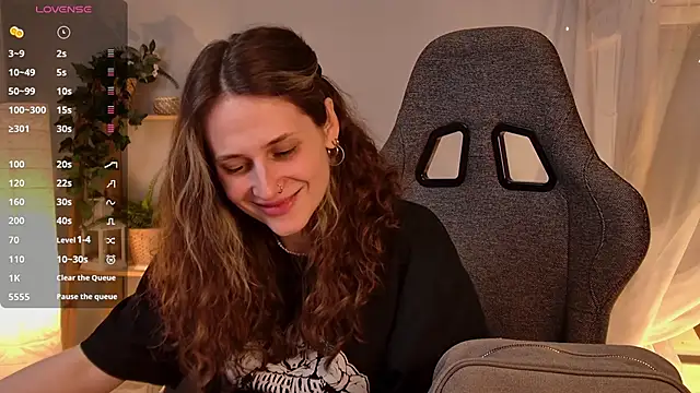 Snapshot of OliviaMcClean chatting on 15, 2, 2026 OliviaMcClean online show from 15, 2, 2026