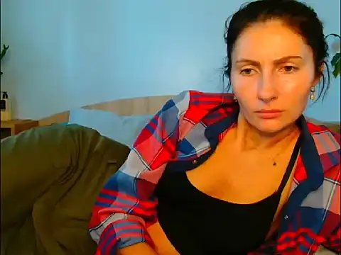 Snapshot of Irina9793 chatting on 23, 10, 2025 Irina9793 online show from 23, 10, 2025