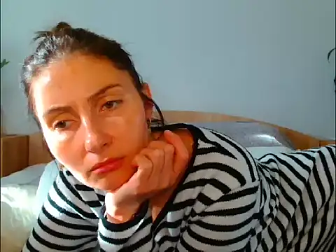 Snapshot of Irina9793 chatting on 27, 11, 2025 Irina9793 online show from 27, 11, 2025