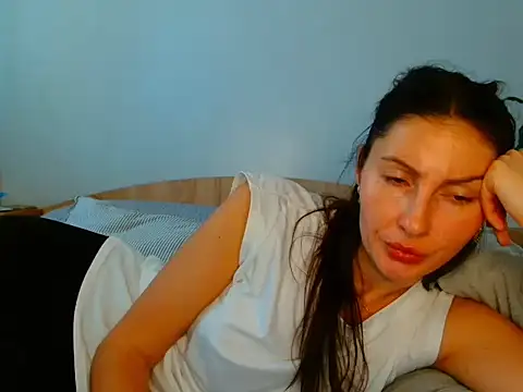 Irina9793 online show from 6, 4, 2026