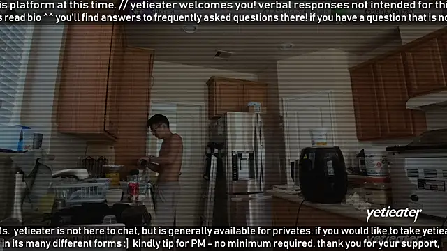 Snapshot of yetieater chatting on 9, 6, 2026 yetieater online show from 9, 6, 2026