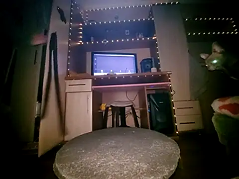 Snapshot of Nike-reactor chatting on 2, 3, 2026 Nike-reactor online show from 2, 3, 2026