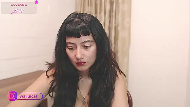 Snapshot of Laury_uri chatting on 12, 3, 2026 Laury uri online show from 12, 3, 2026