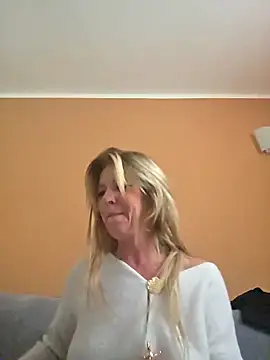 Melody73 online show from 10, 11, 2025