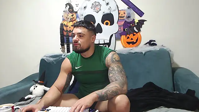 Tiberius hunk online show from 2, 11, 2025