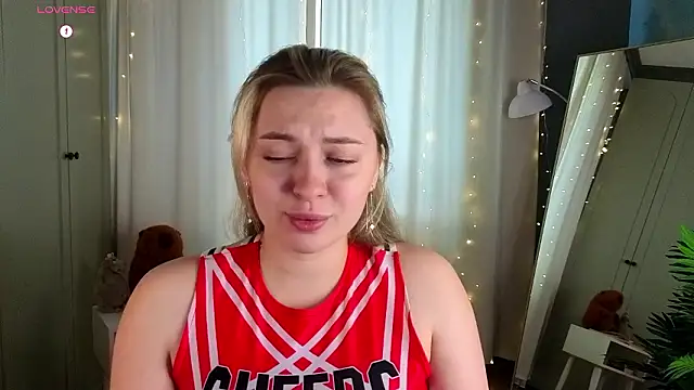 christie luv online show from 6, 3, 2026