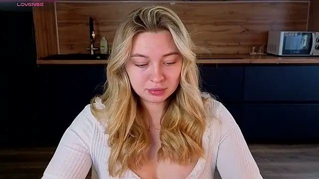 christie luv online show from 9, 3, 2026