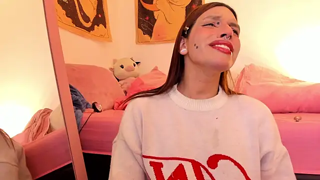 Loona s online show from 6, 10, 2025