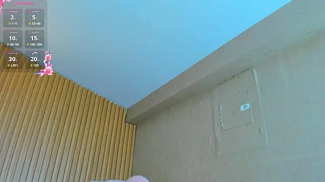 AlexiaAbbey online show from 4, 3, 2026