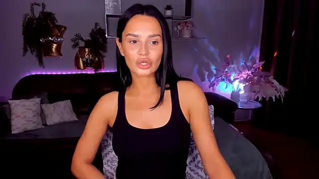 Snapshot of DanaSincere chatting on 8, 6, 2026 DanaSincere online show from 8, 6, 2026