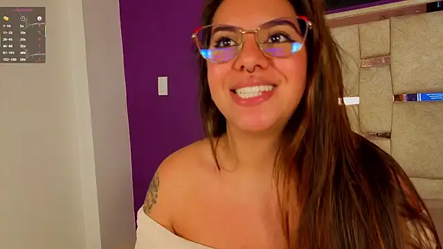 emilyy cooperr online show from 25, 4, 2026