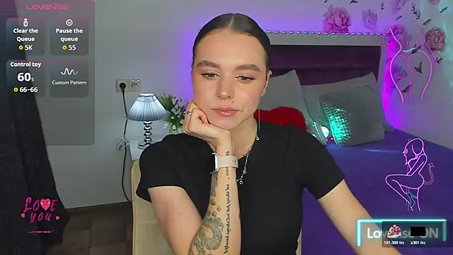Snapshot of EmelyMason chatting on 20, 5, 2026 EmelyMason online show from 20, 5, 2026