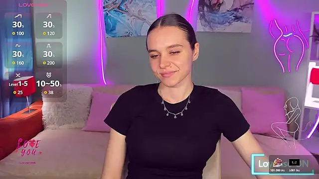 Snapshot of EmelyMason chatting on 7, 6, 2026 EmelyMason online show from 7, 6, 2026